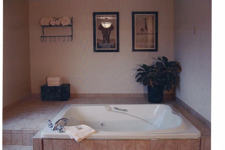 Room 16 of 39