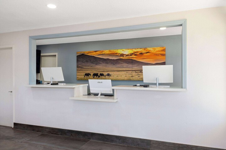 Hotel Interior 12 of 40