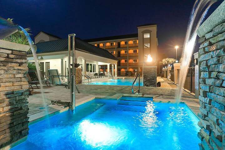 Pool 10 of 43