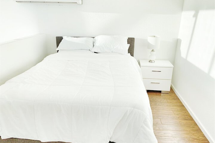 Room 69 of 136