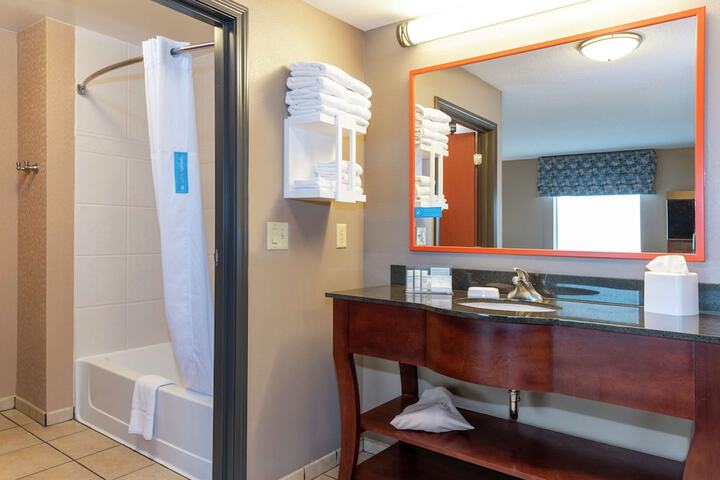 Room 21 of 48