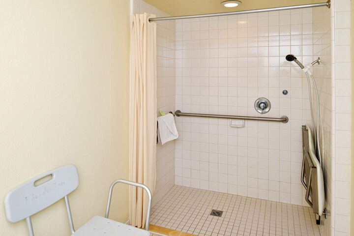 Room 30 of 92