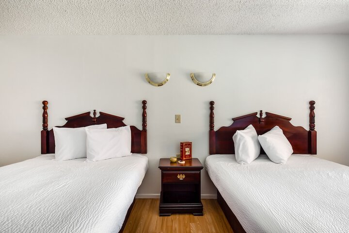 Room 10 of 23