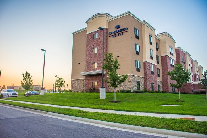 Hotel 7 of 60