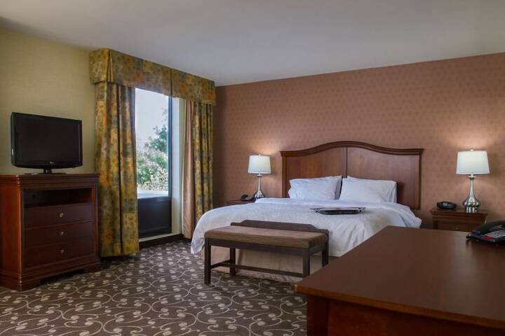 Room 8 of 21