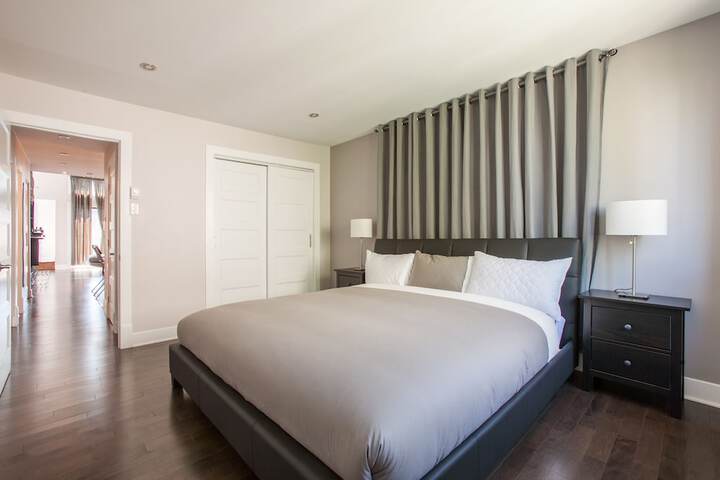 Room 17 of 30