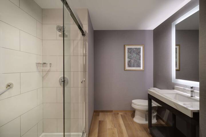 Room 14 of 46