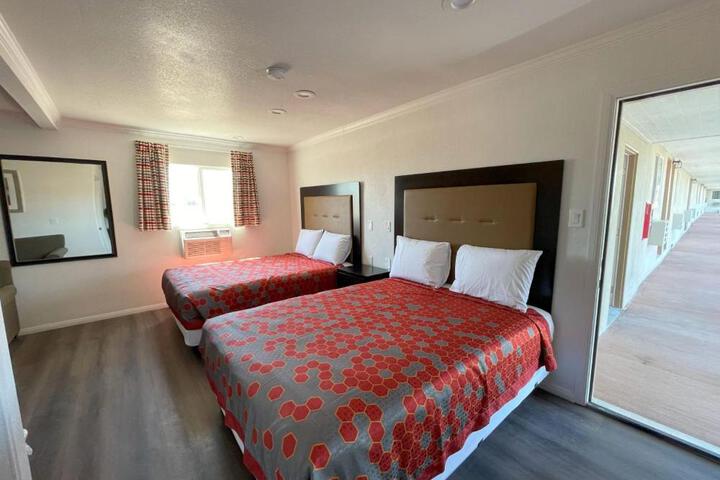Palm Inn
