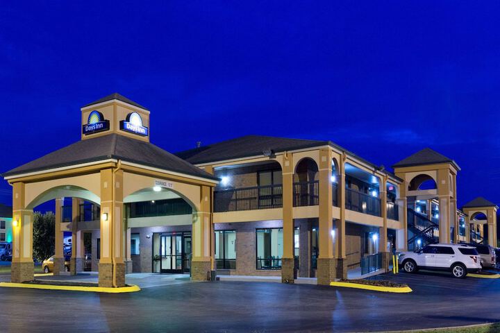 Hotel 2 of 43