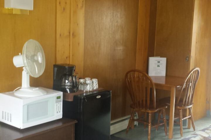 Room 15 of 33