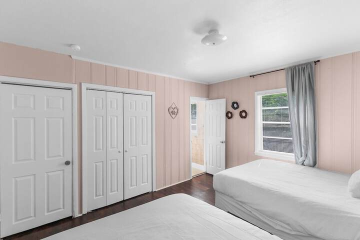 Blushing Bungalow