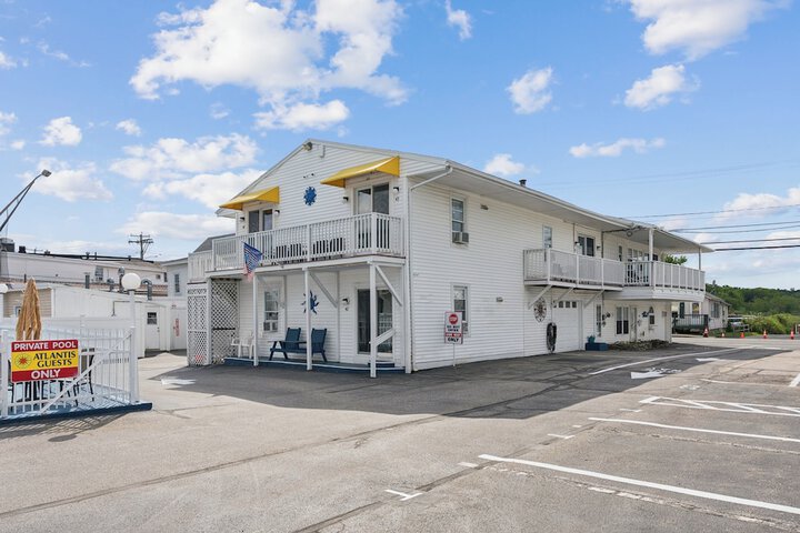 Atlantis Motel