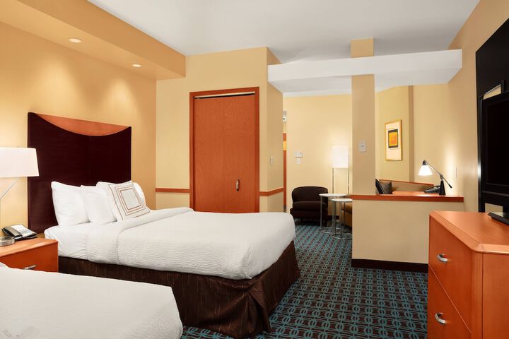 Room 18 of 26
