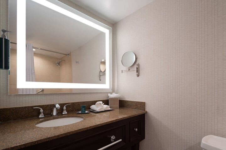 Room 14 of 72