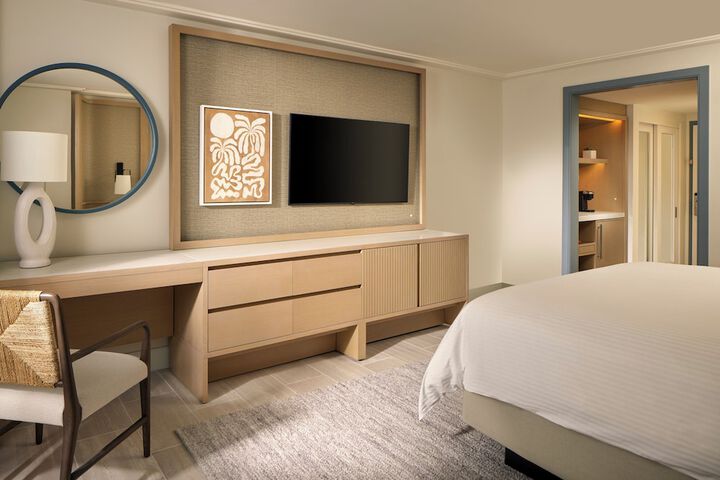 Loews Miami Beach Hotel – South Beach
