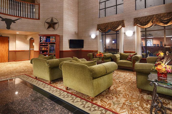 Hotel Interior 5 of 18