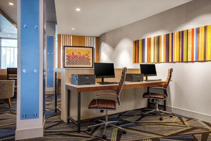 Holiday Inn Express & Suites Sanford- Lake Mary by IHG