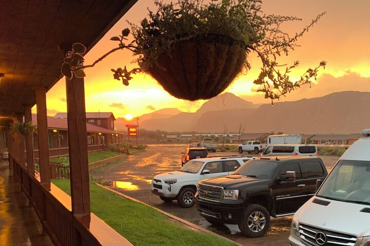 The Rim Rock Inn