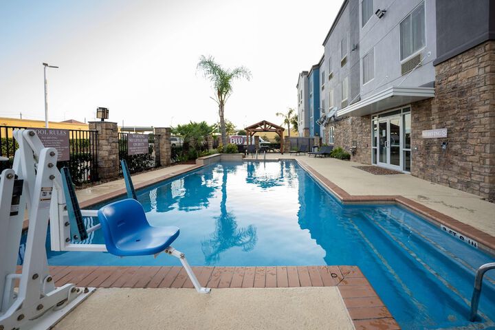 Pool 7 of 48