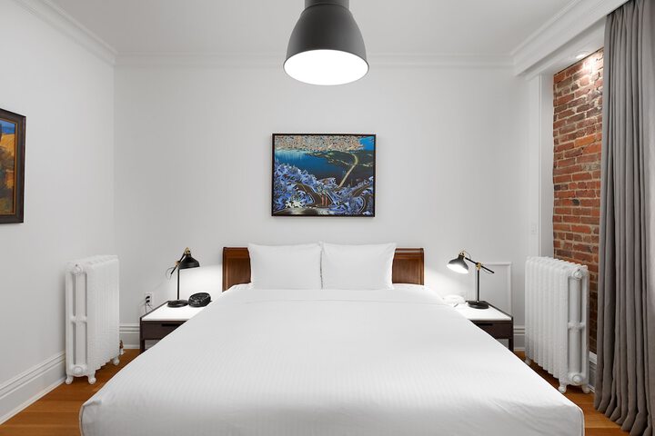 Room 81 of 119