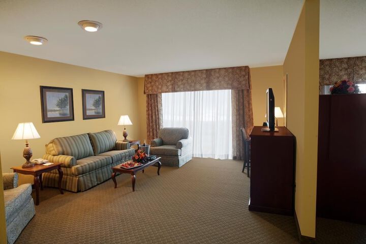 Room 7 of 32