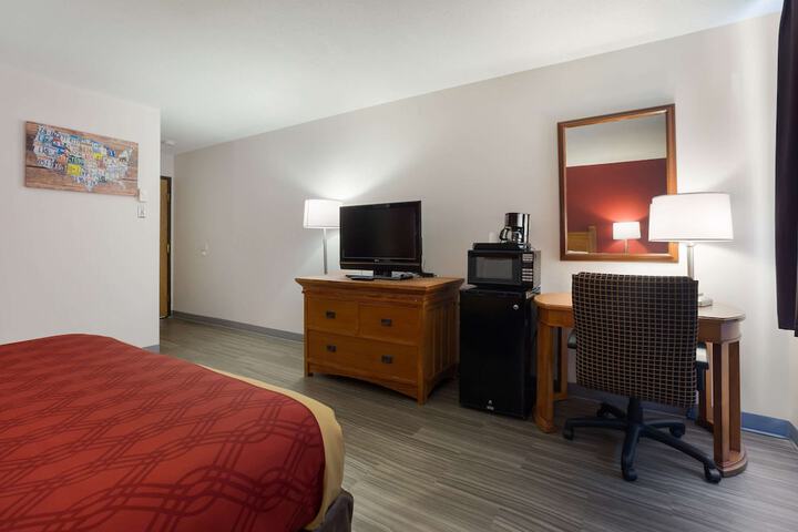 Room 14 of 38