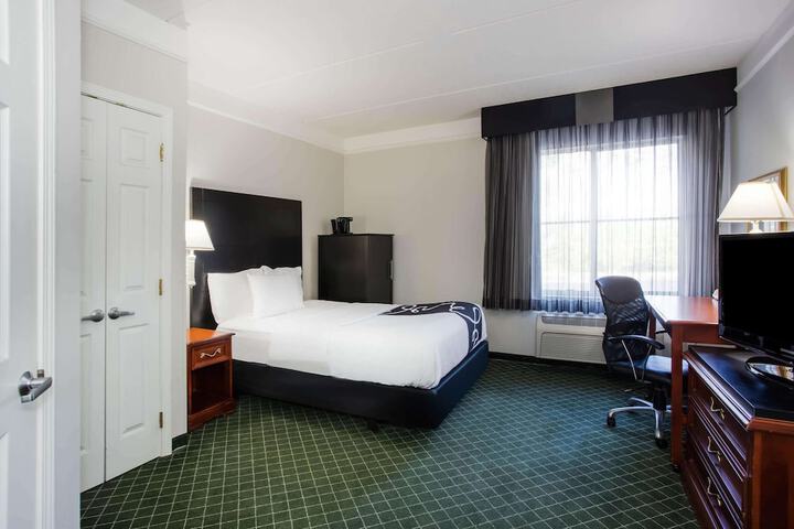Room 21 of 39