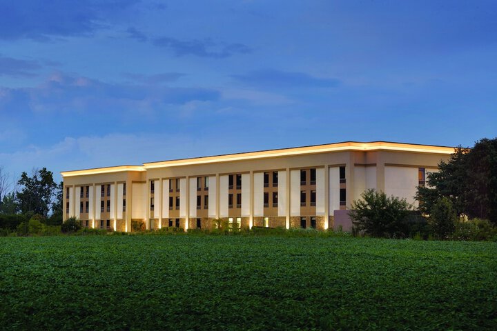 Hotel 5 of 32