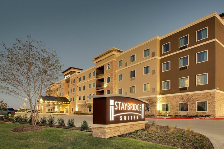 Staybridge Suites Plano - The Colony by IHG