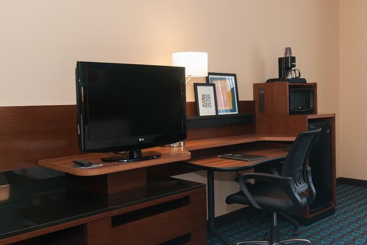 Room 15 of 21