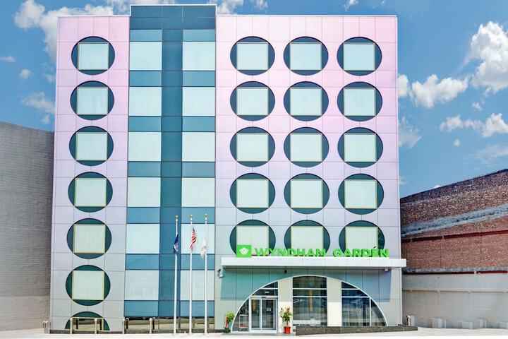 Hotel 3 of 27
