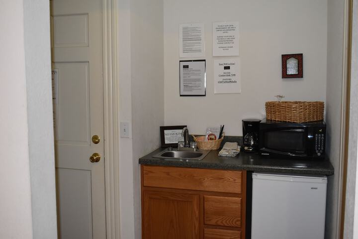 Room 121 of 238