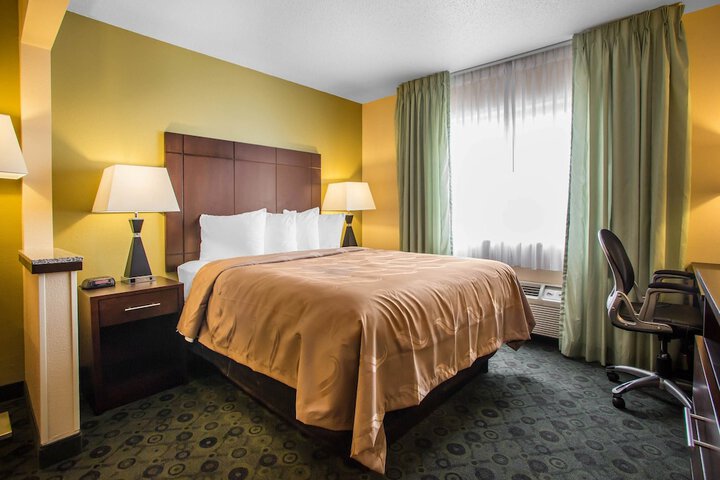 Room 22 of 26