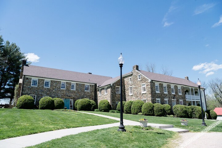 Inn at Stone Manor