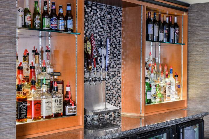 Holiday Inn Hotel & Suites Rochester - Marketplace by IHG