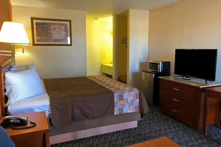 Room 20 of 25
