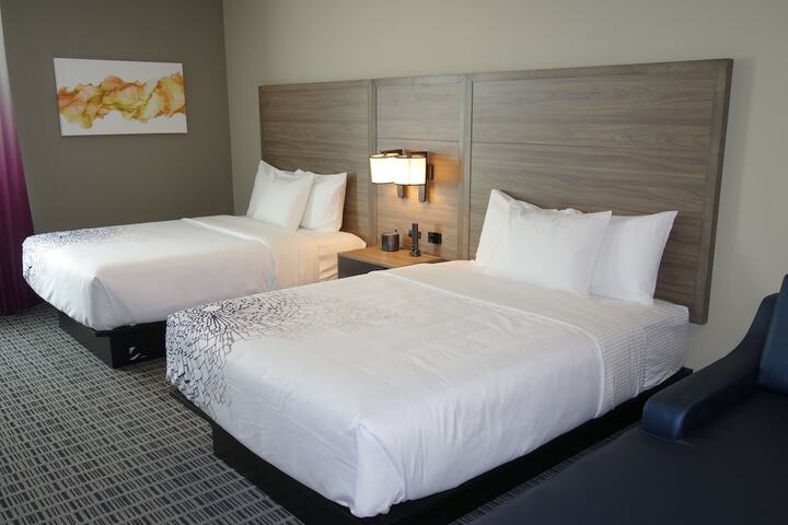 Room 28 of 48