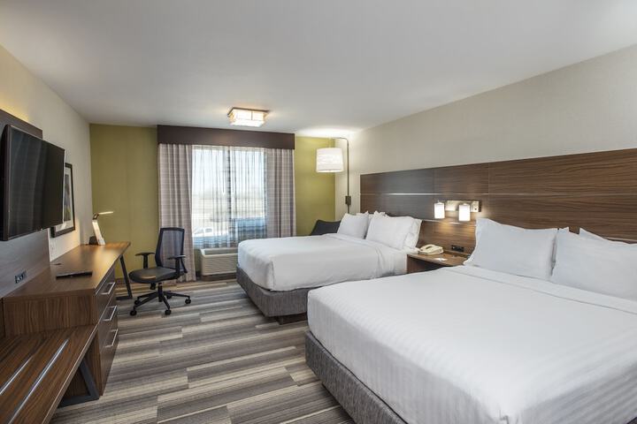 Room 118 of 348