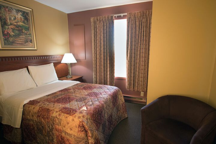Room 33 of 41