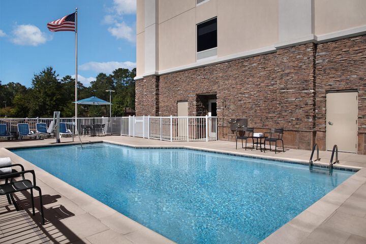 Hampton Inn & Suites Fayetteville