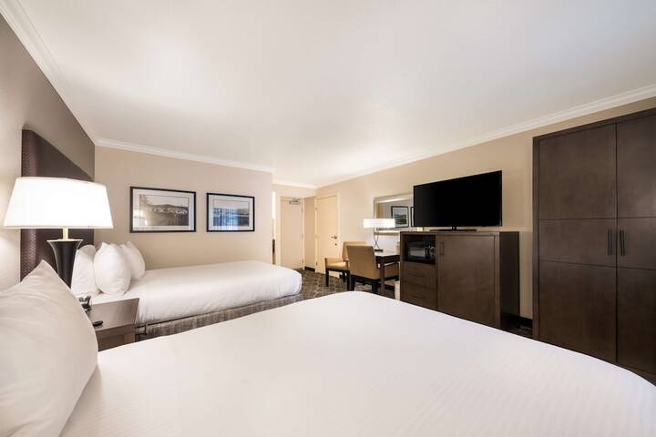 Room 14 of 38