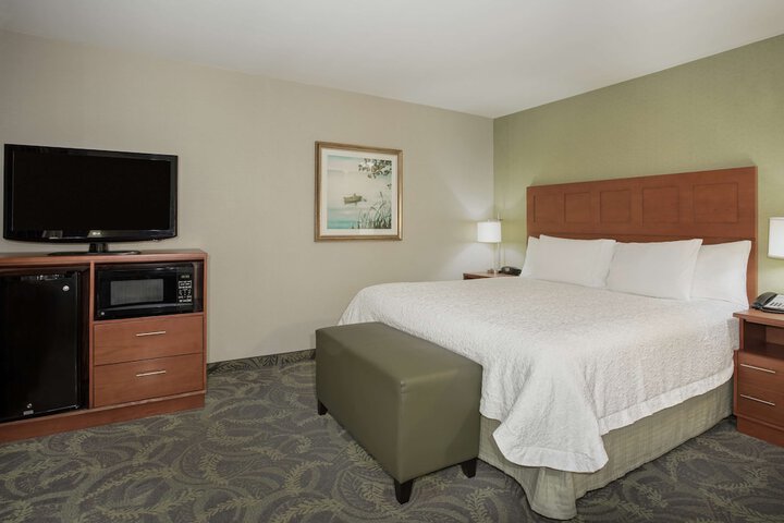 Room 47 of 80