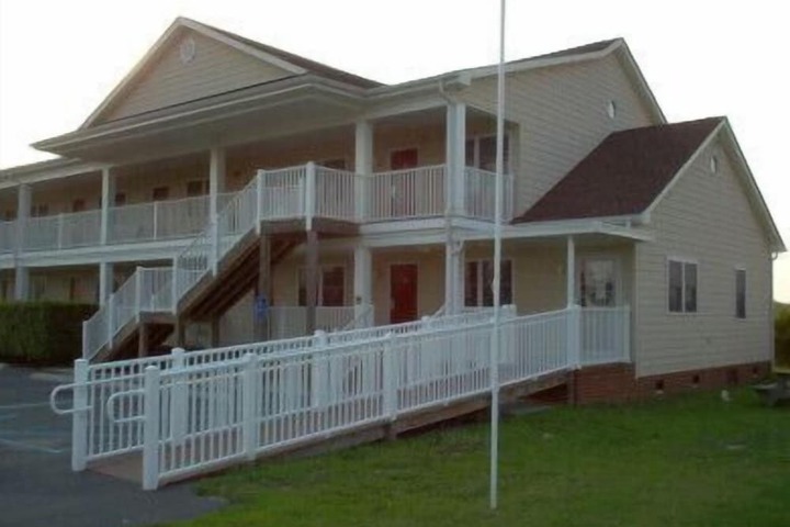 Shore Stay Suites