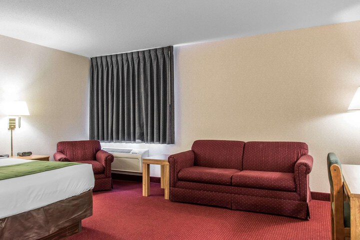 Room 14 of 25