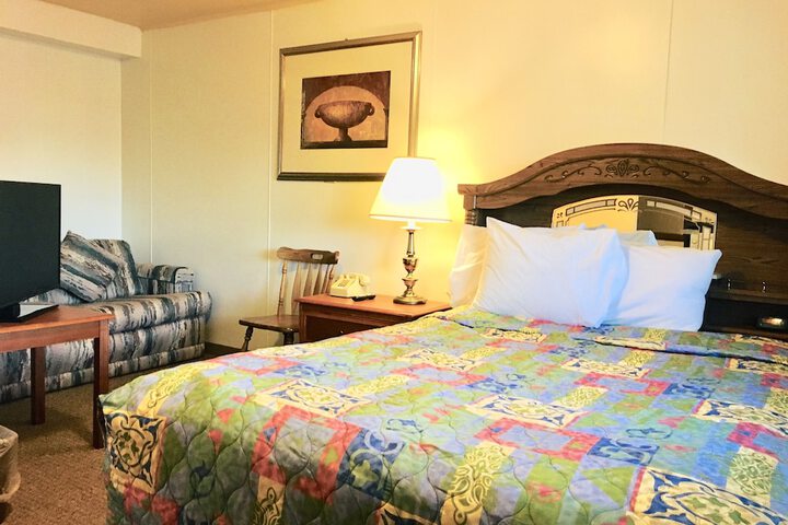 Room 27 of 51