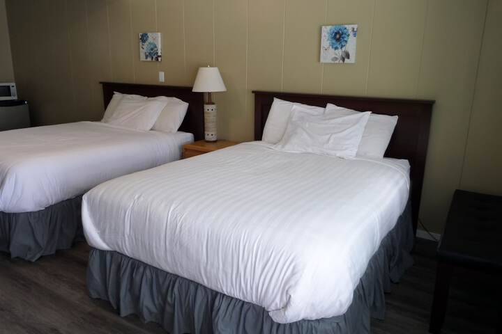 Ray Lyn Motel