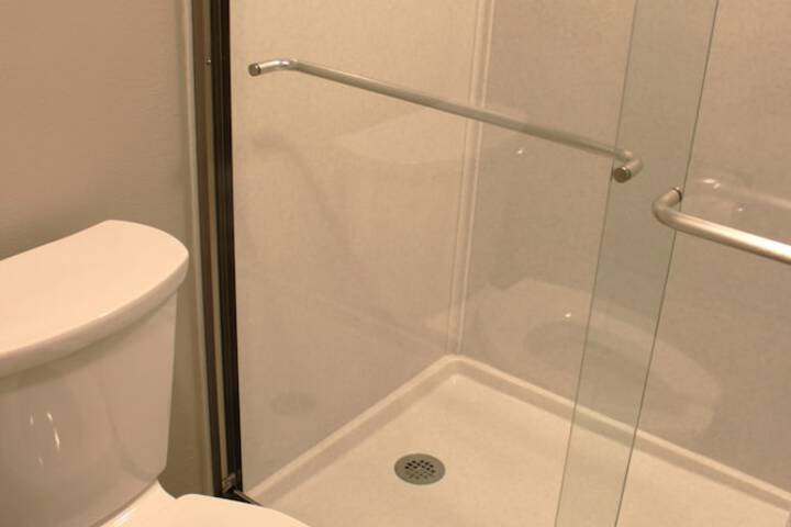 Boarders Inn & Suites