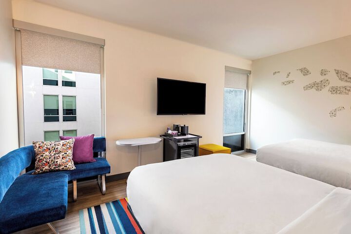 Aloft by Marriott Savannah Downtown Historic District