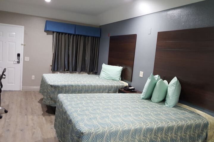 Room 47 of 53