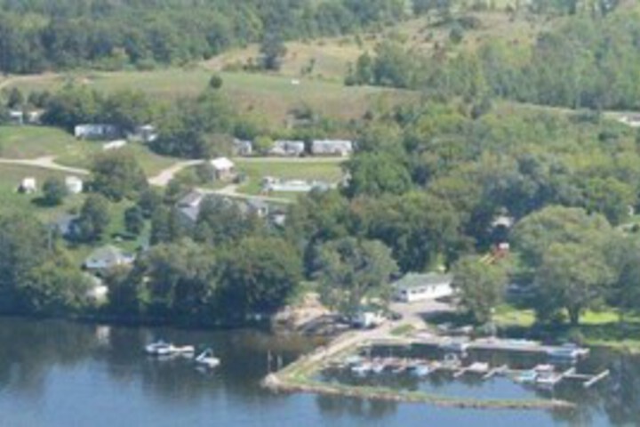 Muskie Bay Resort